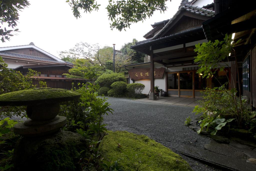 Hitoyoshi Ryokan Exterior foto